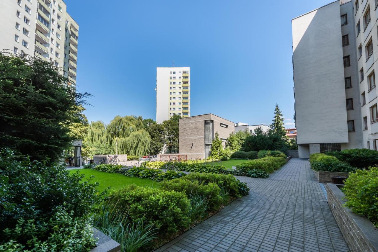 Metro Wilanowska Homely Apartment Varşovia Exterior foto