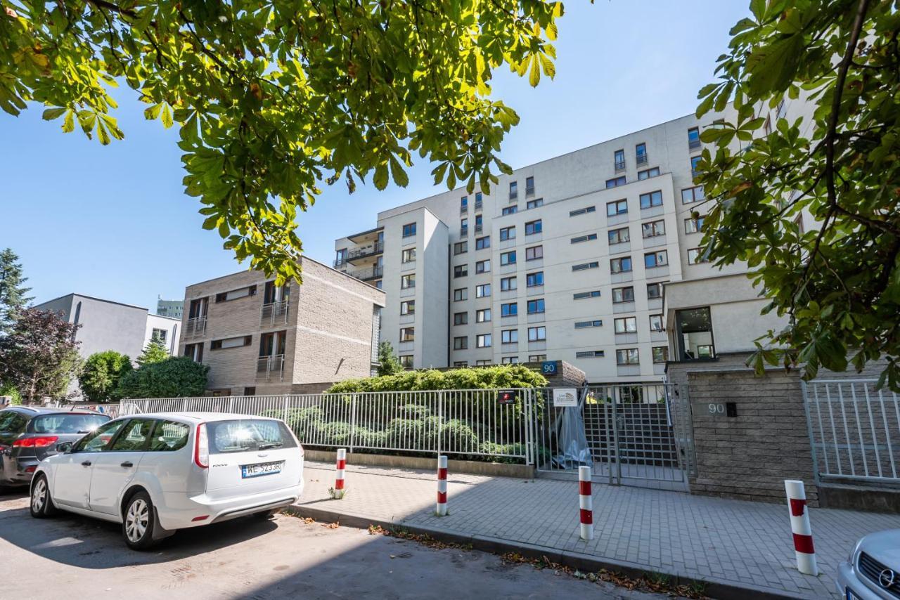 Metro Wilanowska Homely Apartment Varşovia Exterior foto